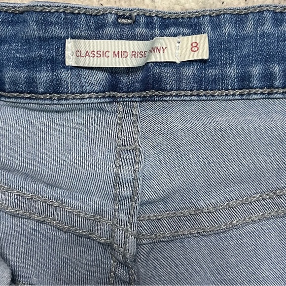 Levi's Classic Mid-Rise Skinny Ankle Jeans Women's Size 8 - Picture 4 of 13